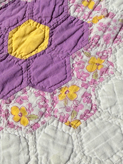 1930’s Grannies Flower Garden Quilt