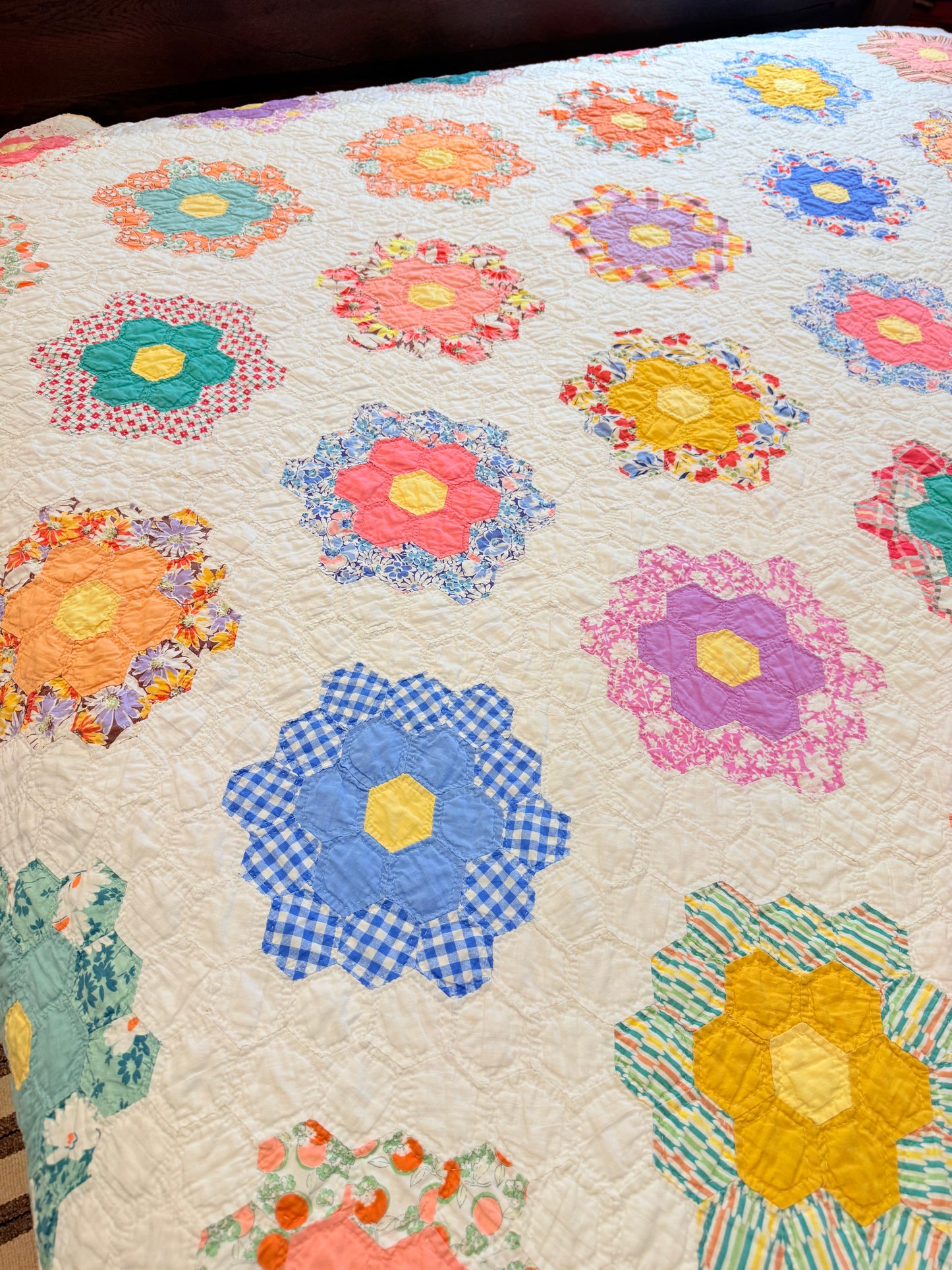 1930’s Grannies Flower Garden Quilt