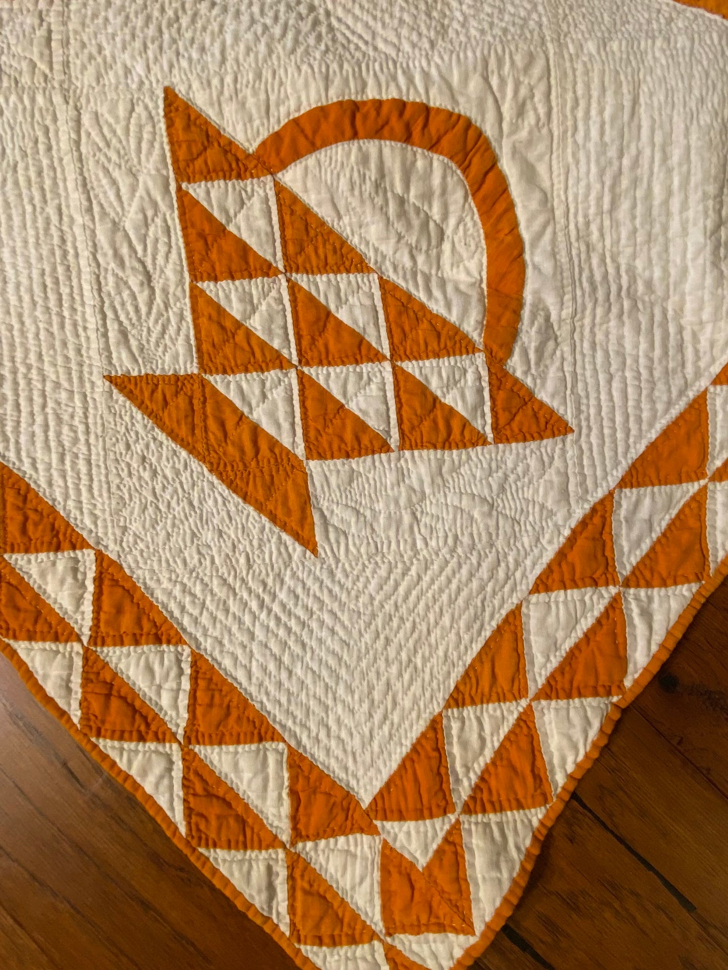 Basket of Cheddar Quilt with a Double Sawtooth Border