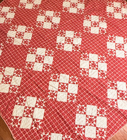 Small Scale Evening Stars in a 9 Patch Quilt