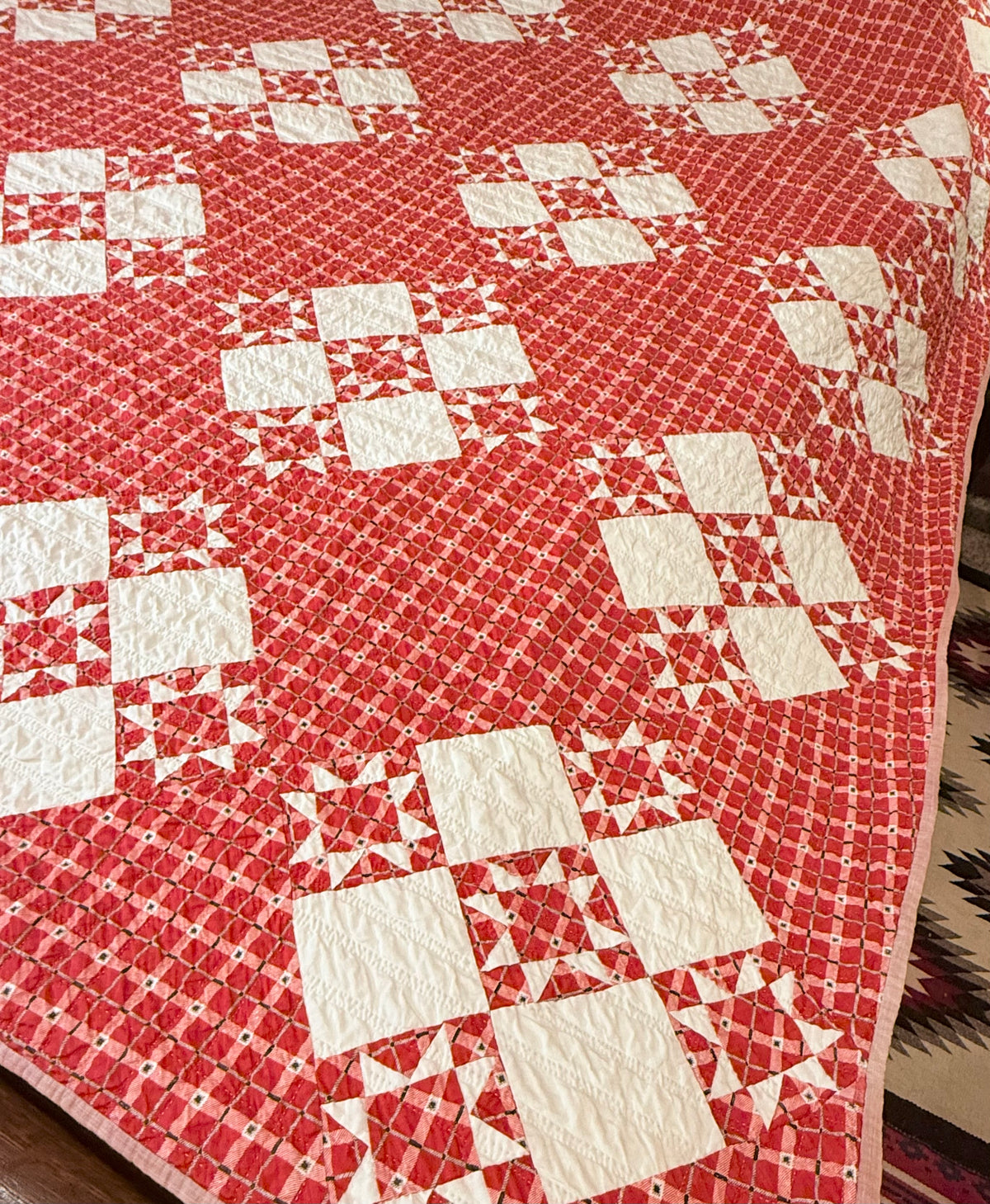 Small Scale Evening Stars in a 9 Patch Quilt