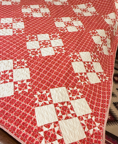 Small Scale Evening Stars in a 9 Patch Quilt