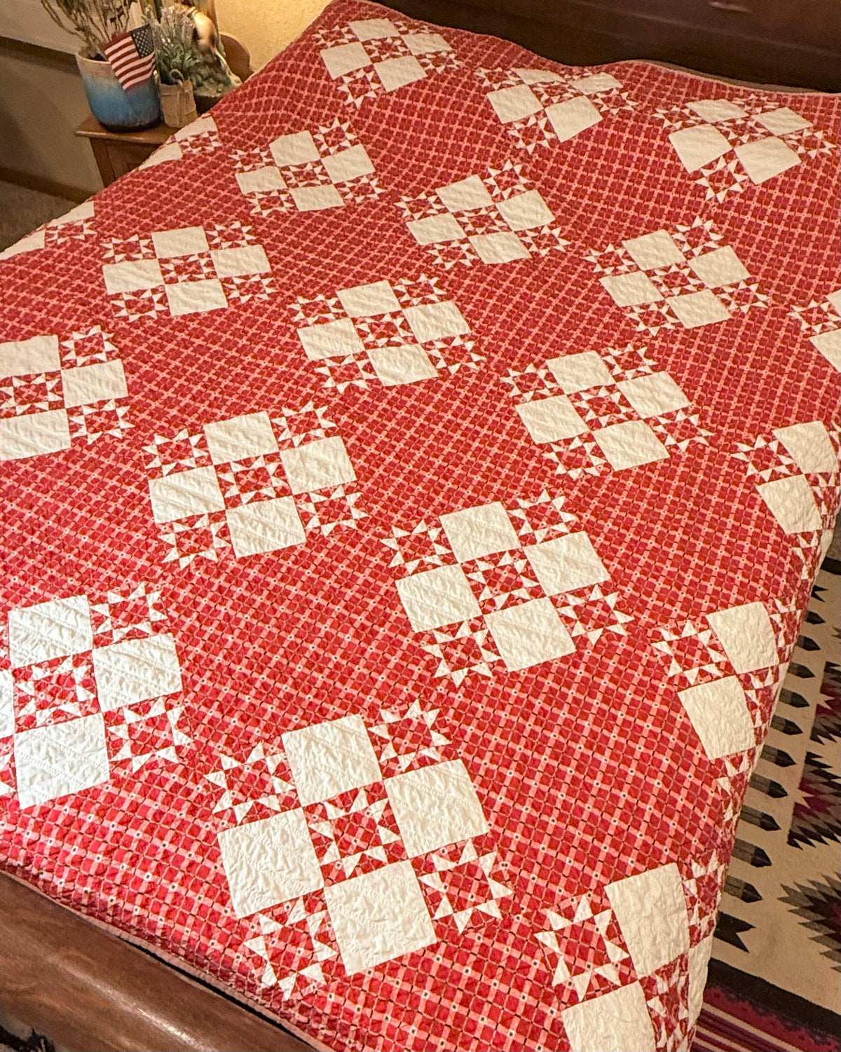 Small Scale Evening Stars in a 9 Patch Quilt