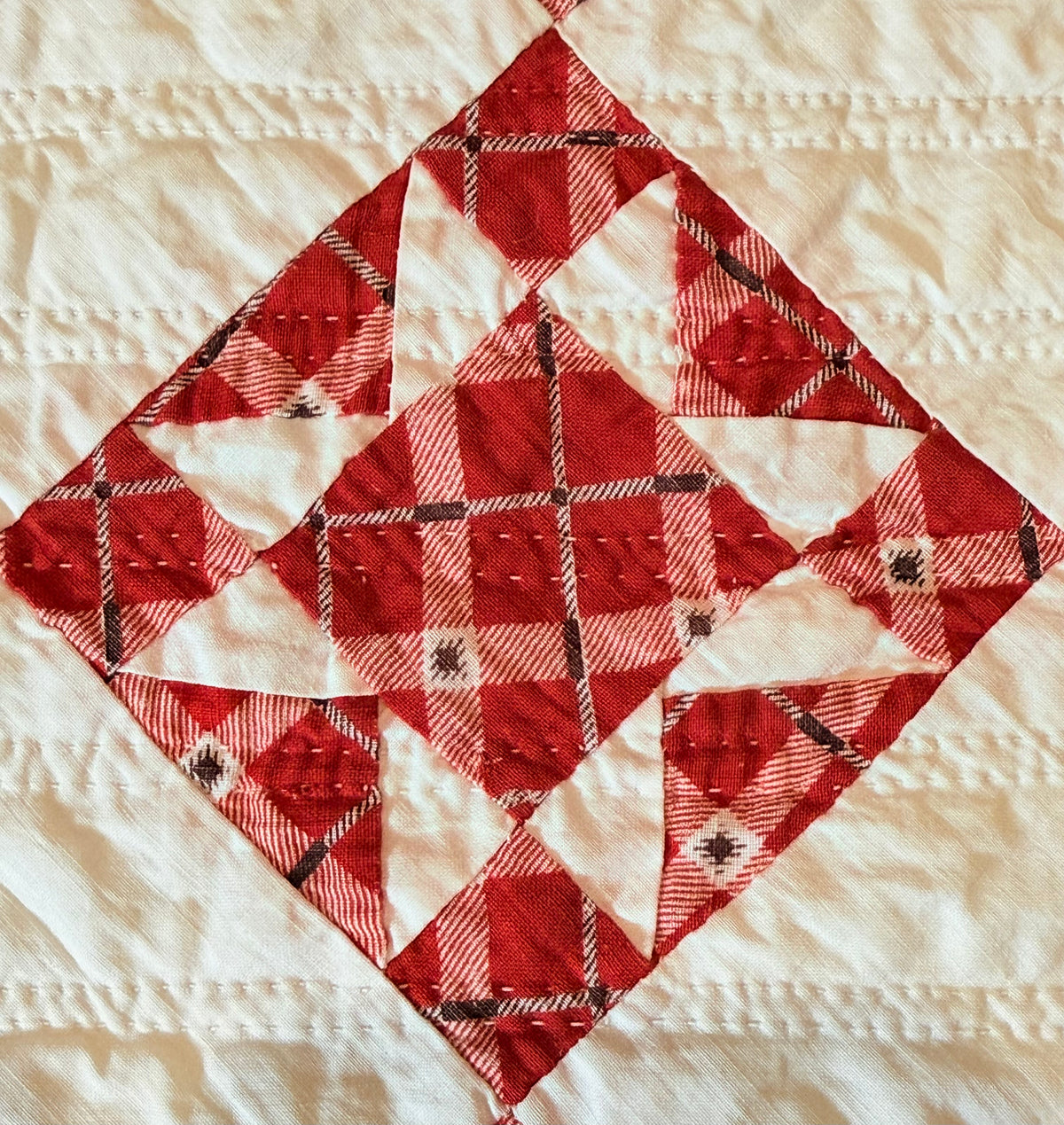 Small Scale Evening Stars in a 9 Patch Quilt
