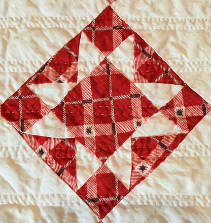 Small Scale Evening Stars in a 9 Patch Quilt