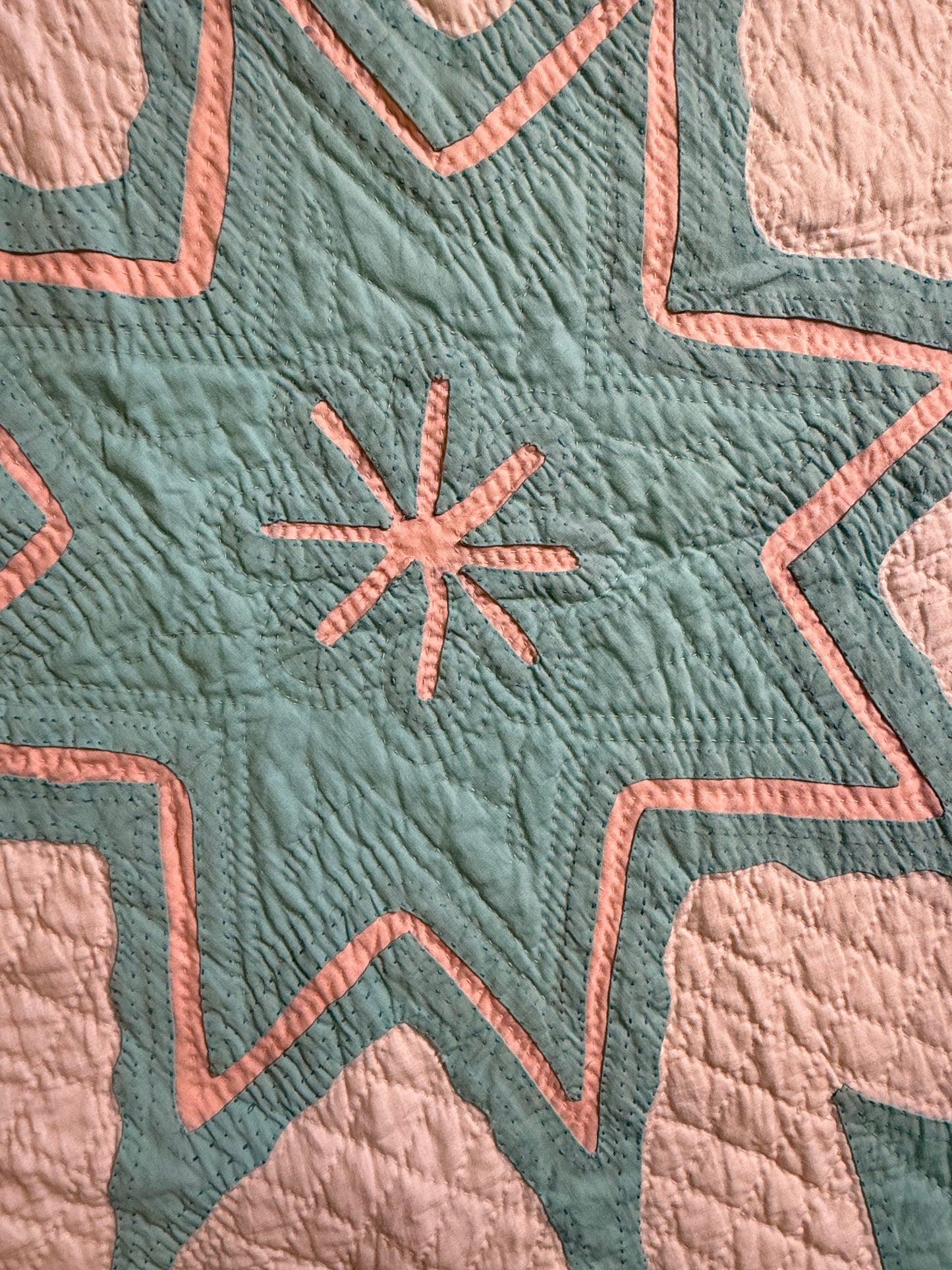 Superb Princess Feather Plumes and Star Appliqué Quilt
