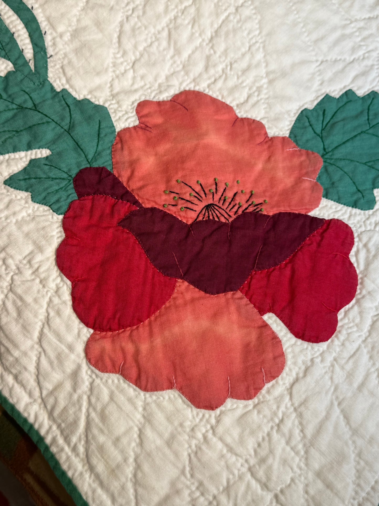 Majestic Poppy Vintage Applique Quilt