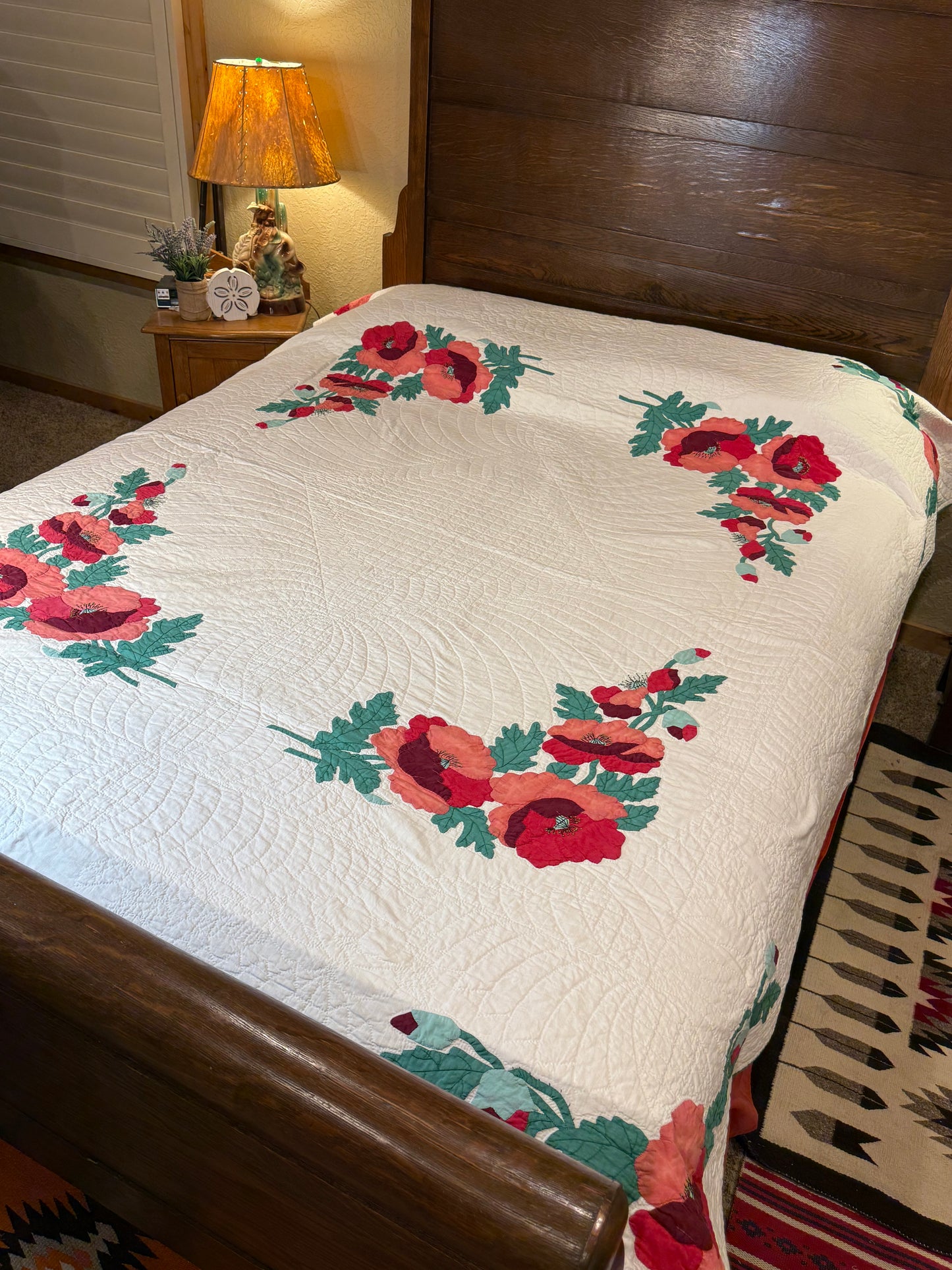 Majestic Poppy Vintage Applique Quilt