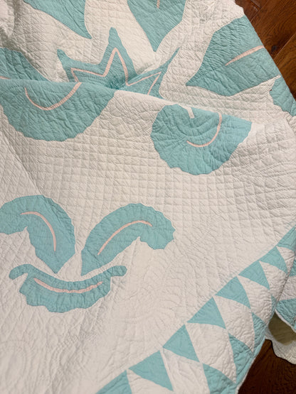 Superb Princess Feather Plumes and Star Appliqué Quilt