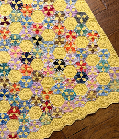 Unique Miniature Hexagonal Stars Pattern Quilt