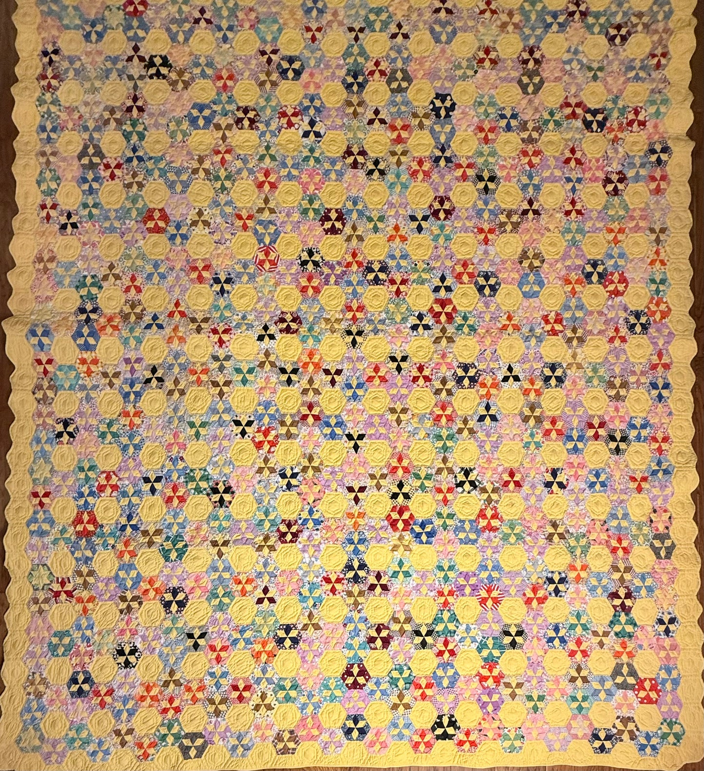 Unique Miniature Hexagonal Stars Pattern Quilt