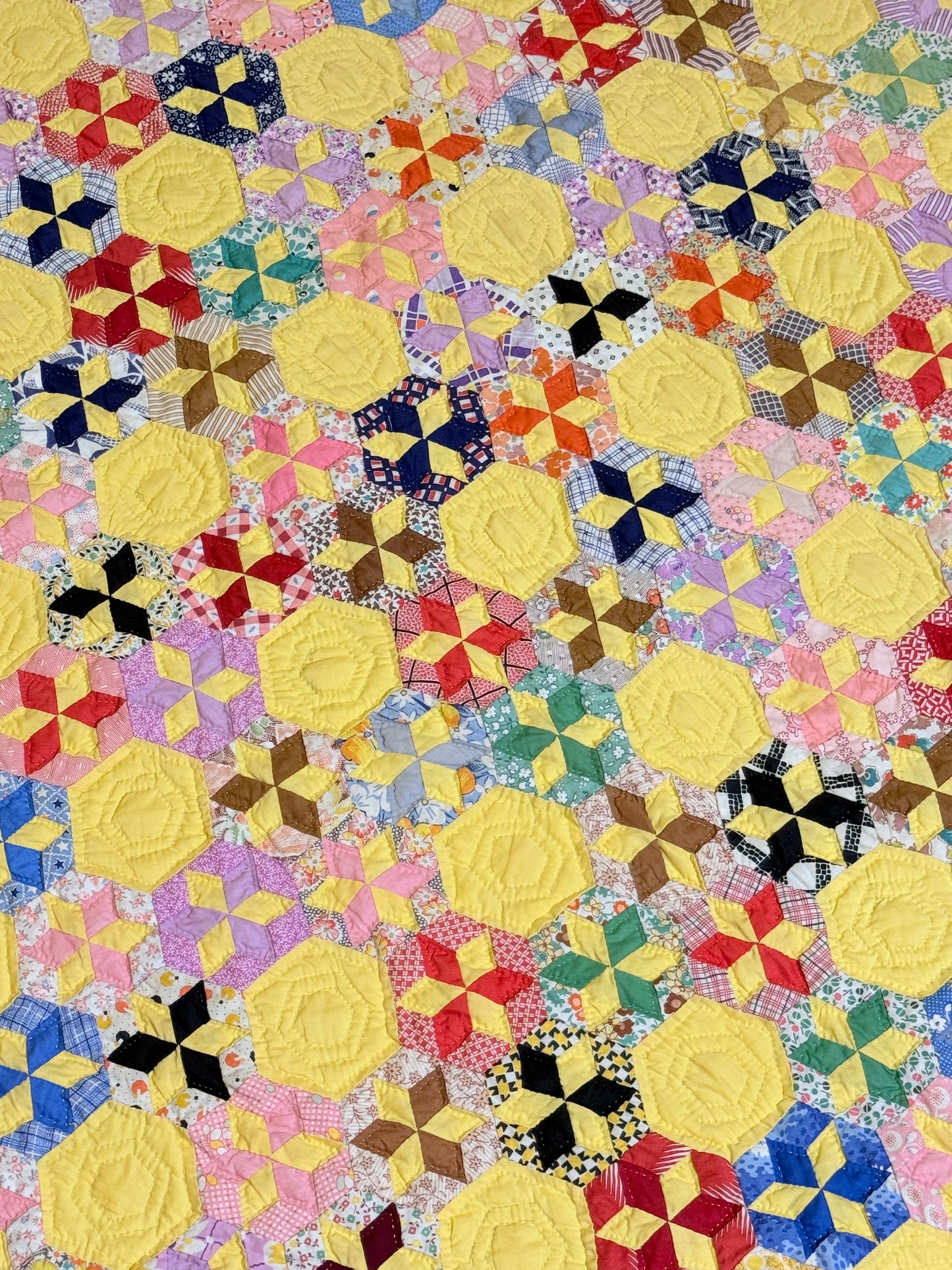 Unique Miniature Hexagonal Stars Pattern Quilt