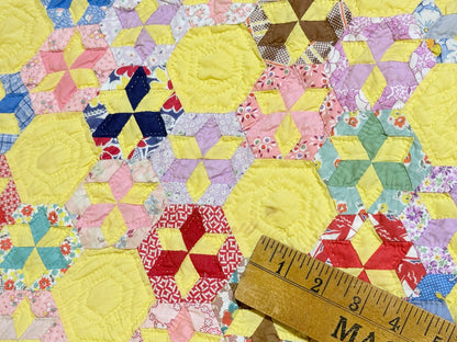 Unique Miniature Hexagonal Stars Pattern Quilt