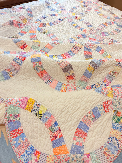 Incredible Double Wedding Ring Quilt