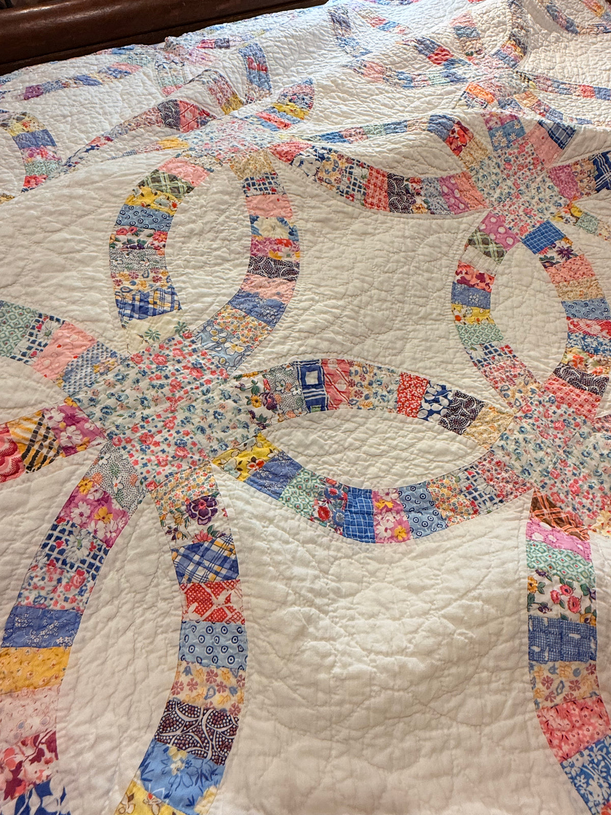 Incredible Double Wedding Ring Quilt