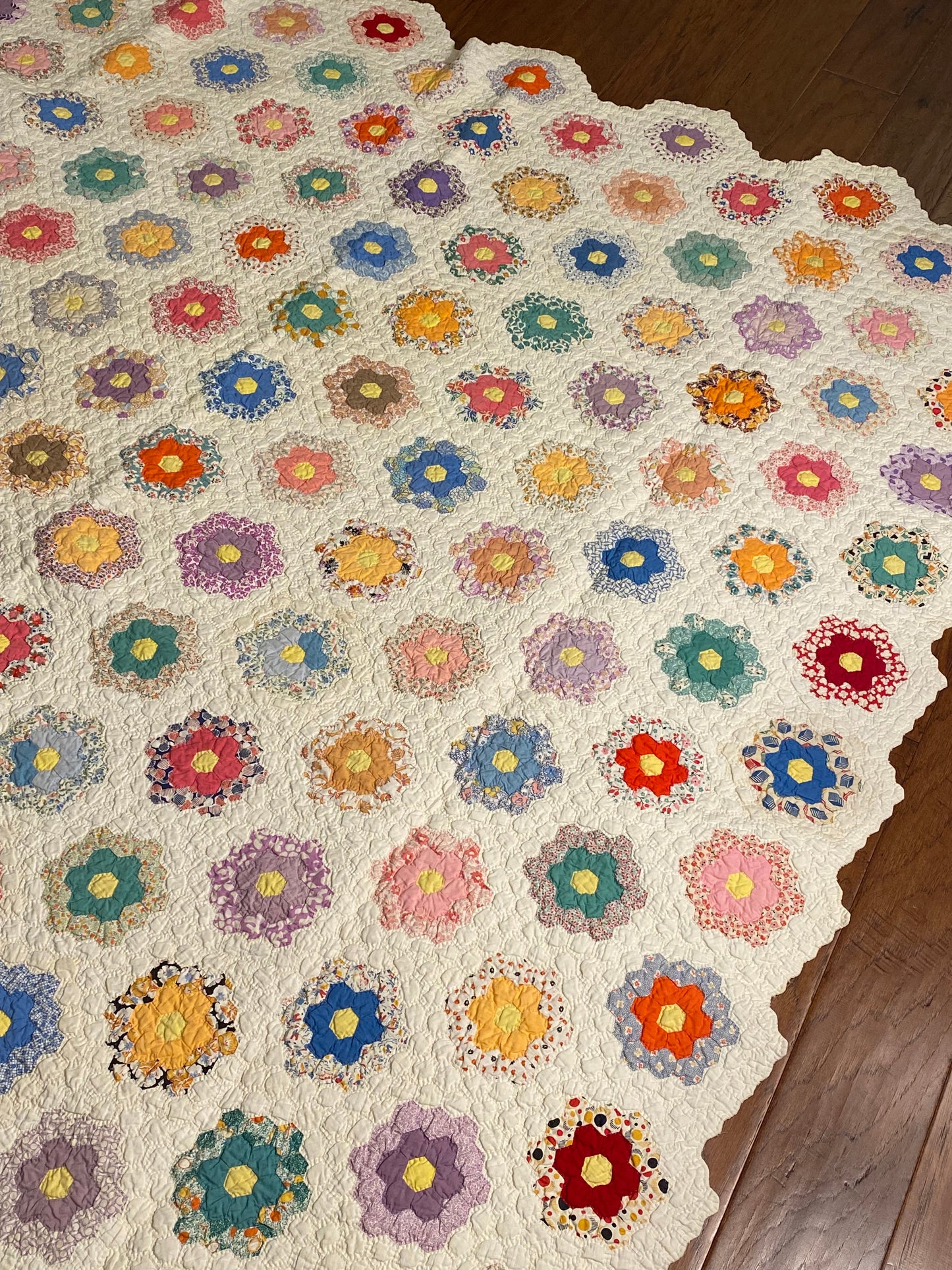 Small Scale Flower Garden Quilt