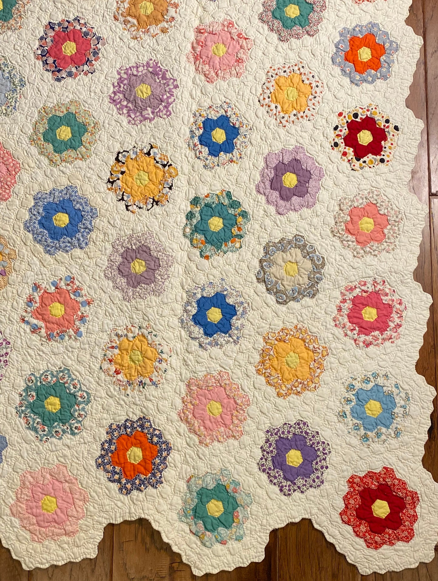 Small Scale Flower Garden Quilt