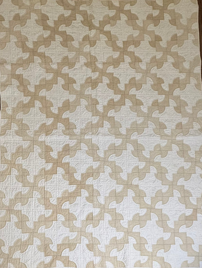 Drunkards Path Quilt in Neutrals