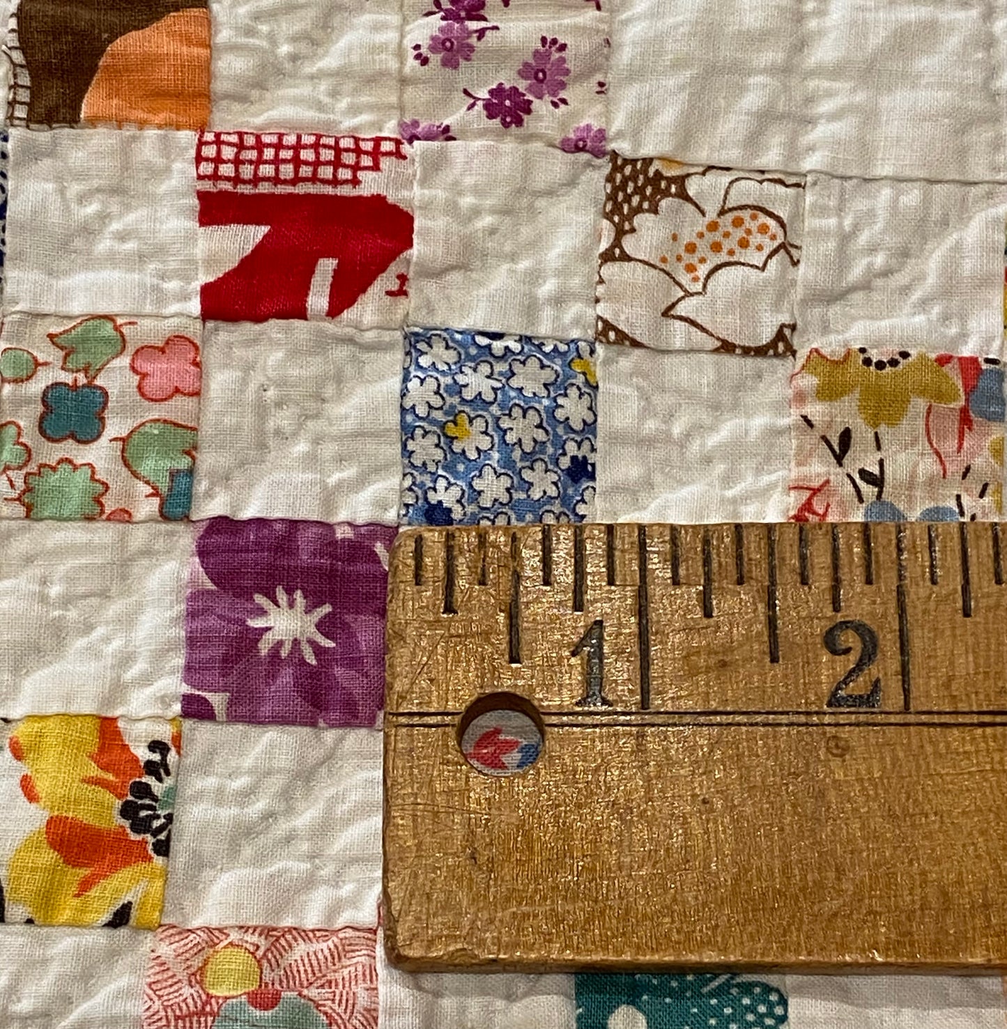 Small Scale 3/4 Inch Multi Chain Quilt