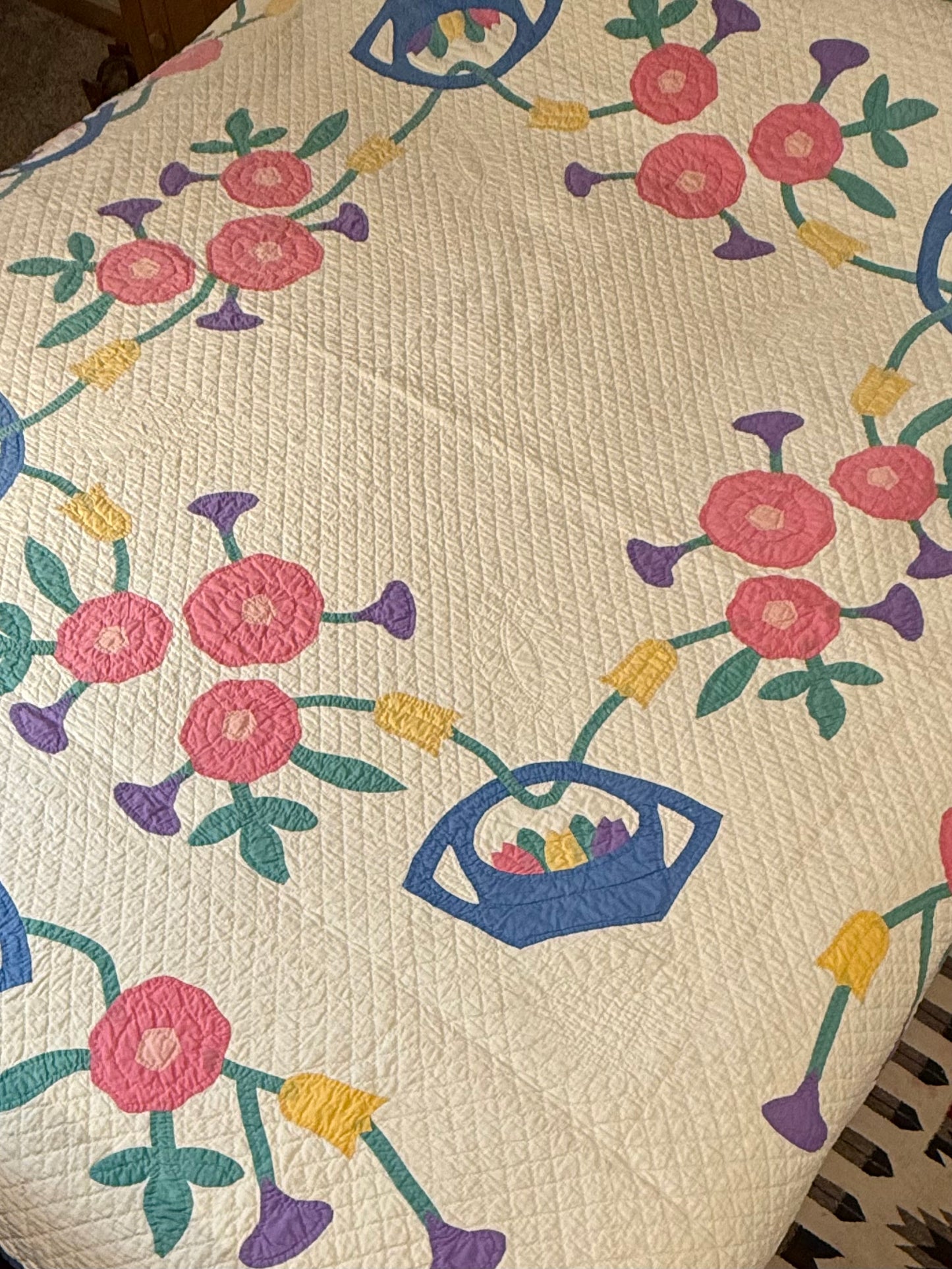 Outstanding Marie Webster Dutch  Baskets Antique Quilt