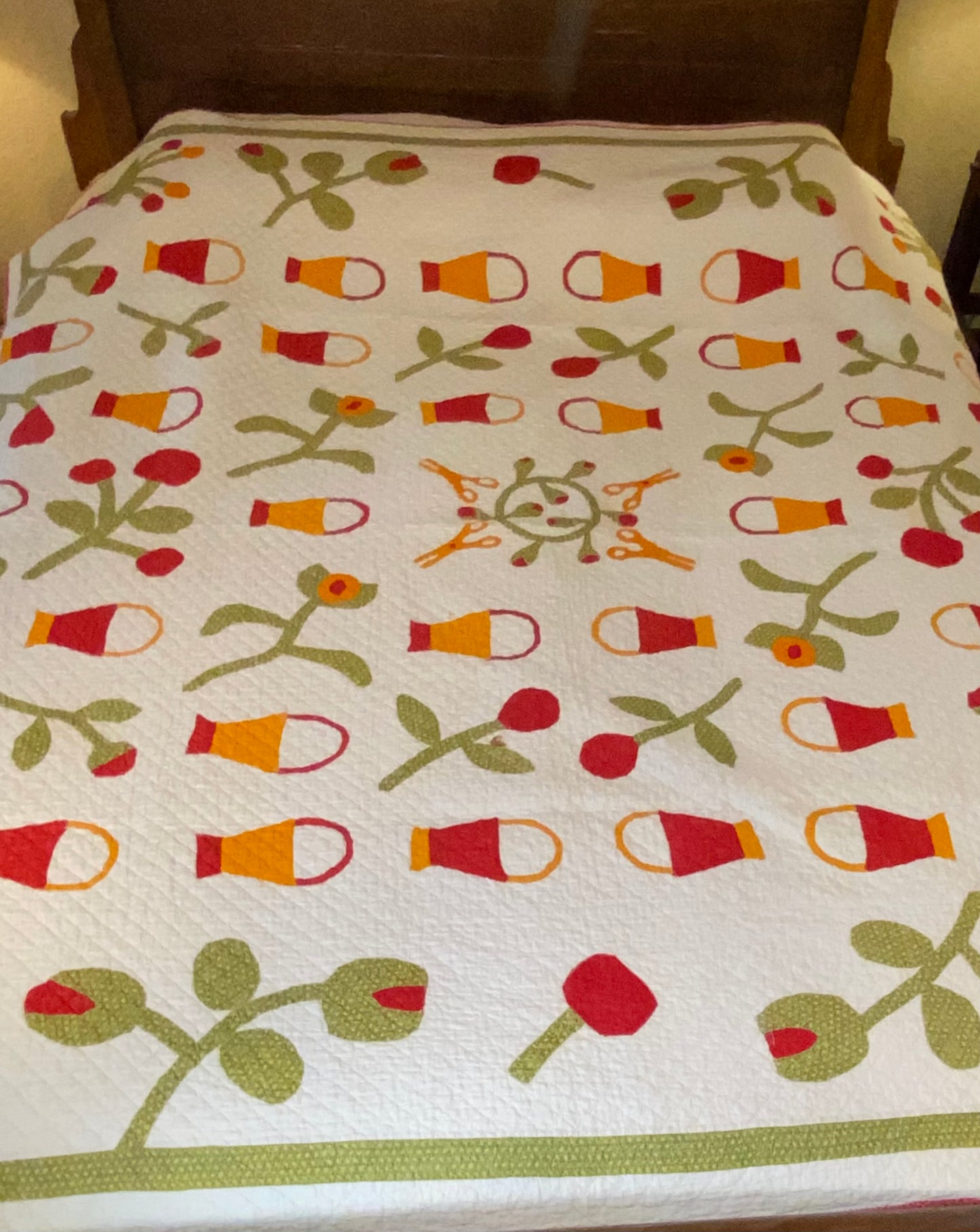 Folk Art Baskets and Scissors Appliqué Quilt