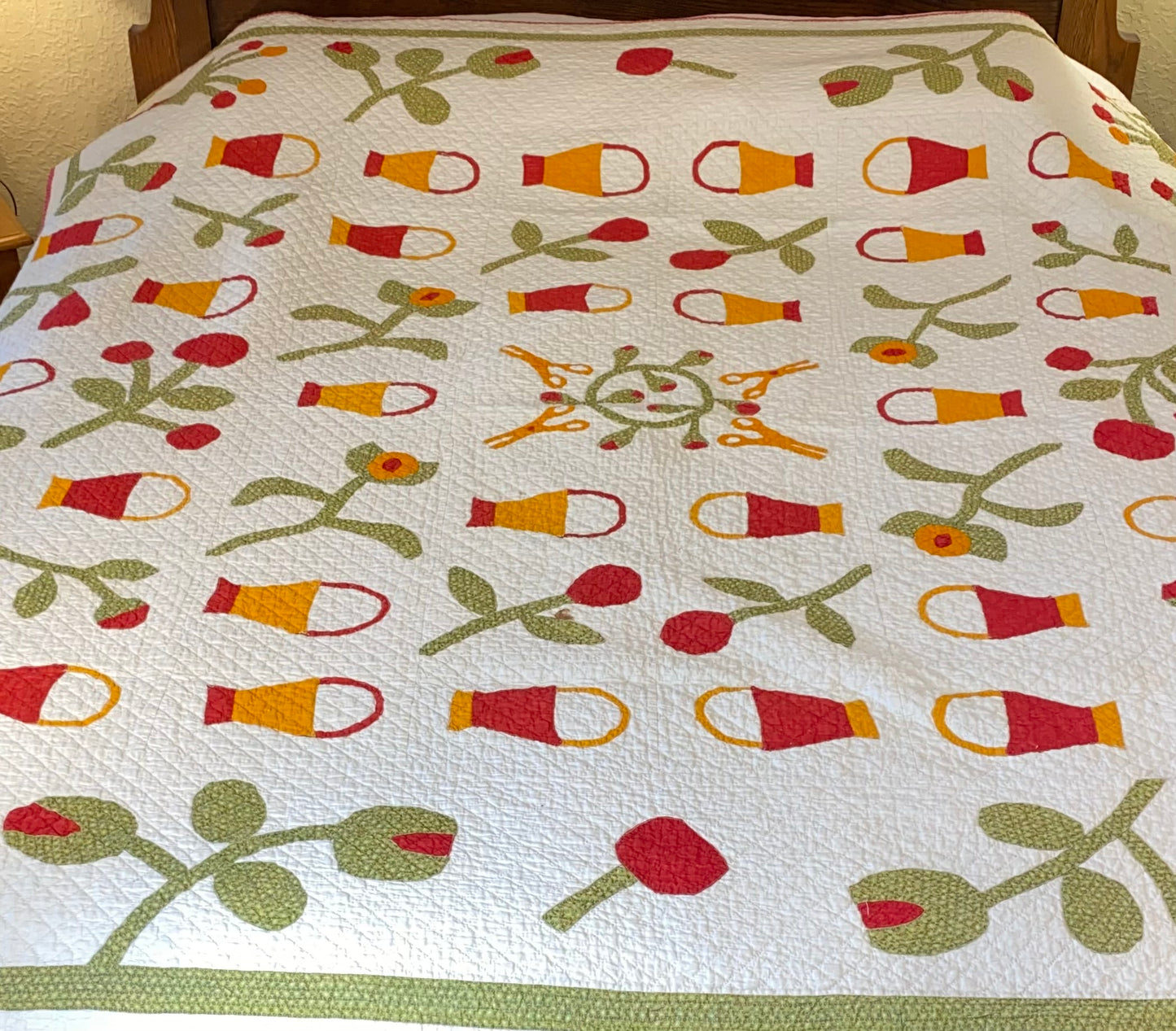 Folk Art Baskets and Scissors Appliqué Quilt