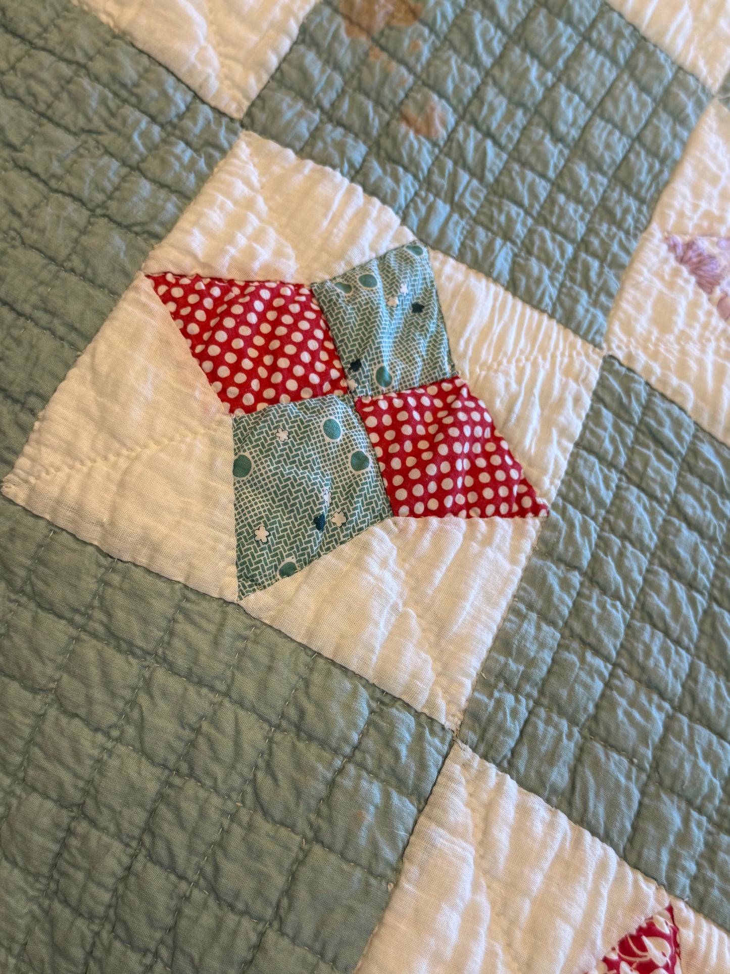 Scrappy 4 Point Stars Variation Quilt